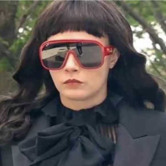 Excluded Dior Sunglasses, New 395 - Picture 2 of 9